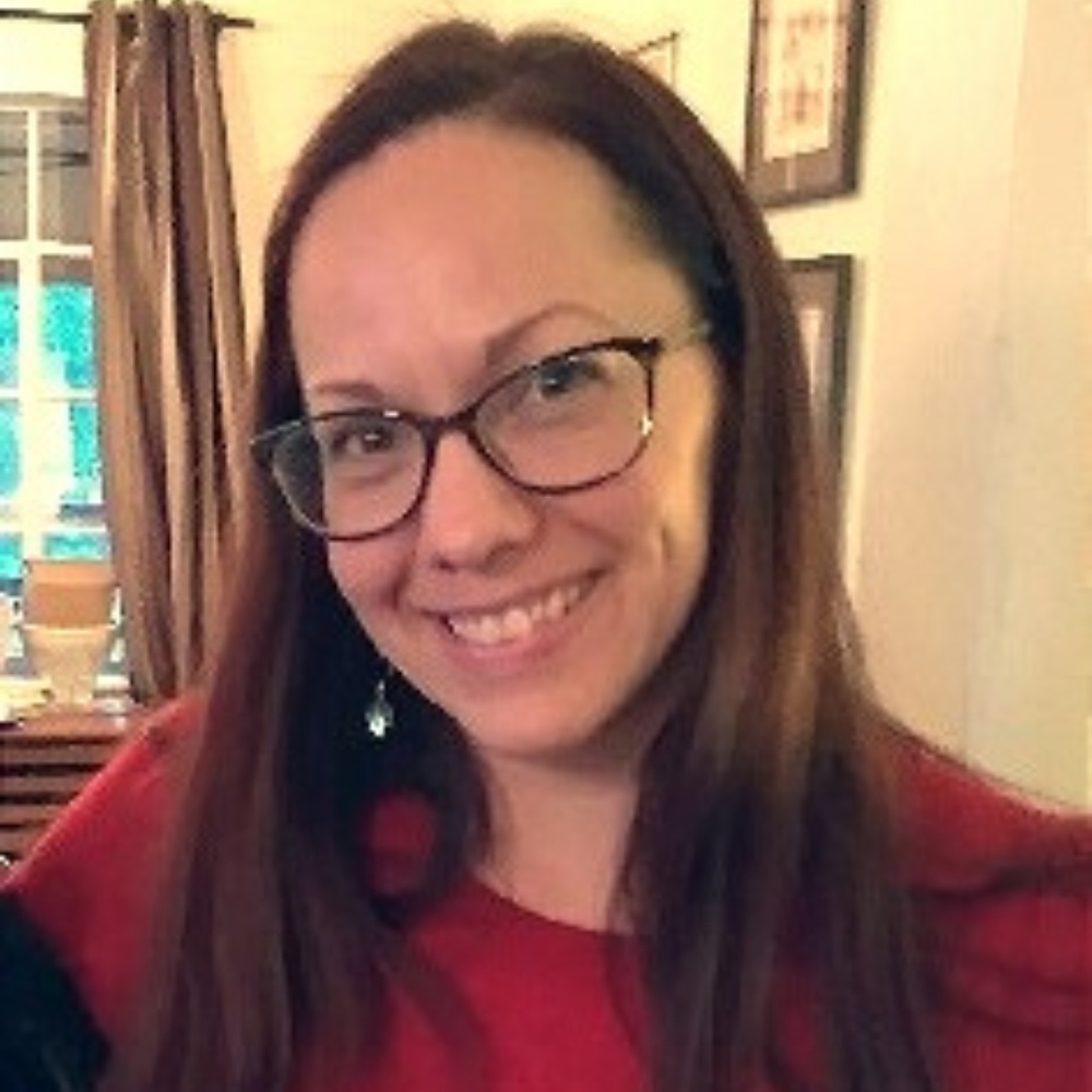 Meet your Posher, Laura